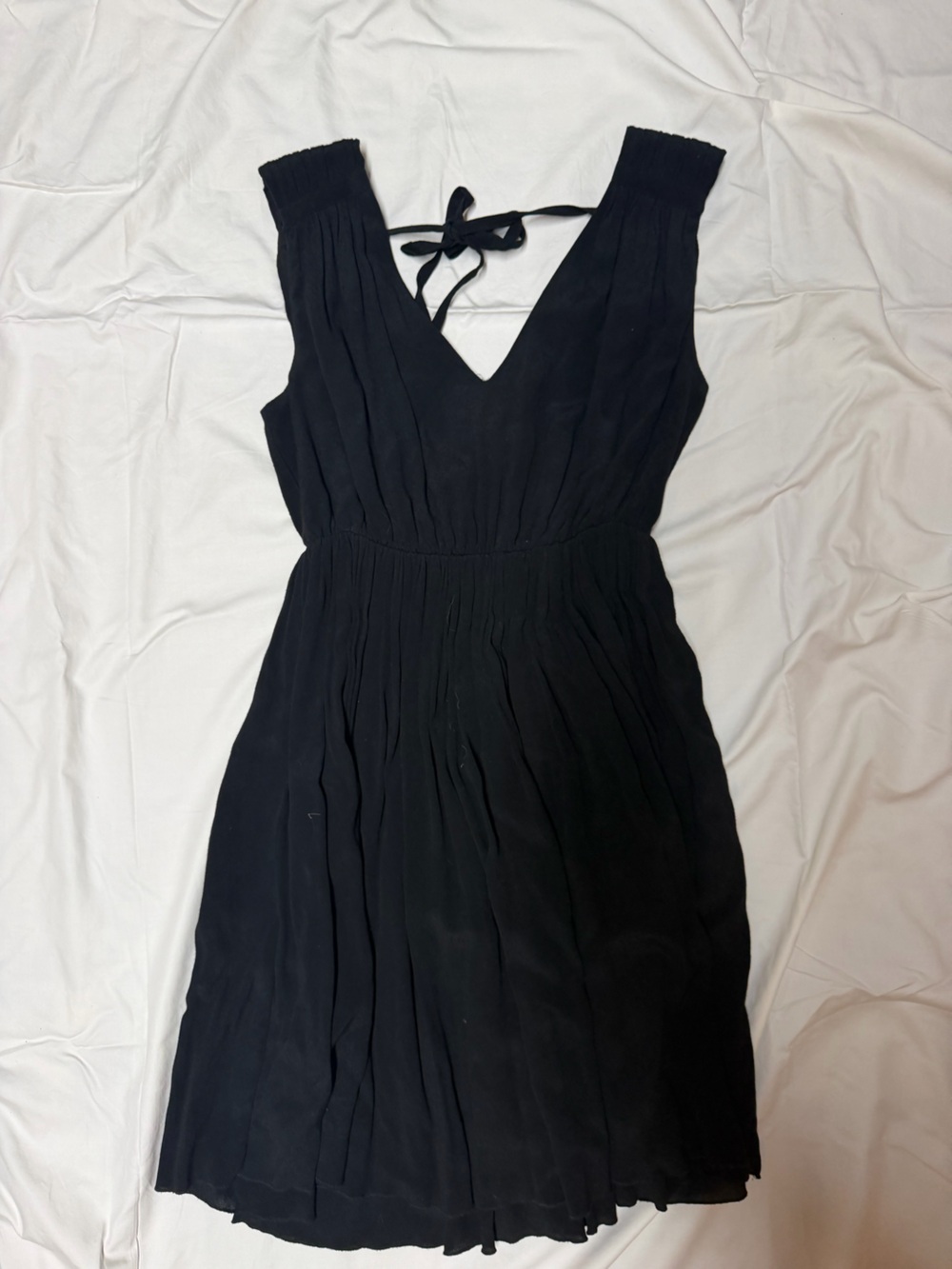 Madewell Black Strapless V-Neck Pleated Dress